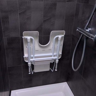 Asiento de ducha abatible con patas borneo plegado